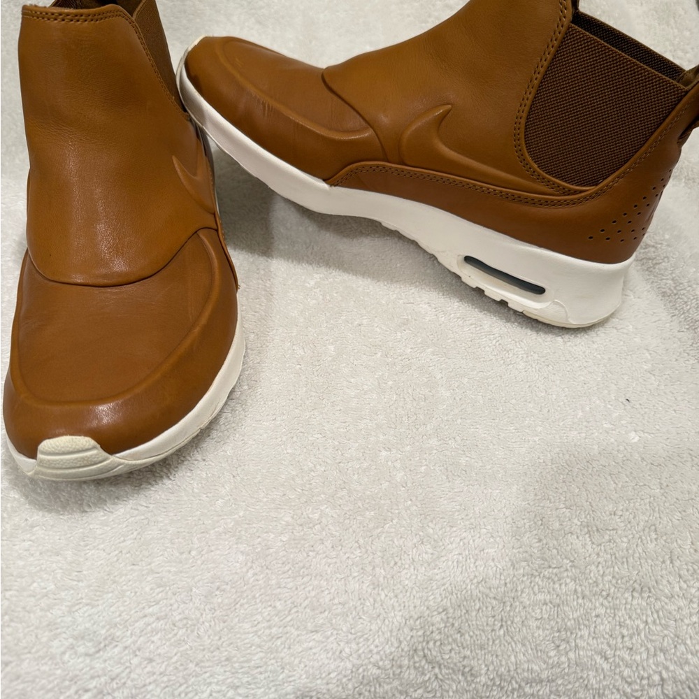 Nike Brown Slip-On Sneakers